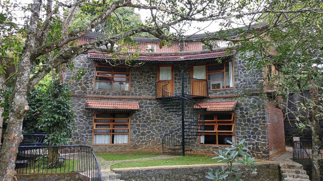 Wildernest Bed & Breakfast Thekkady Exterior photo
